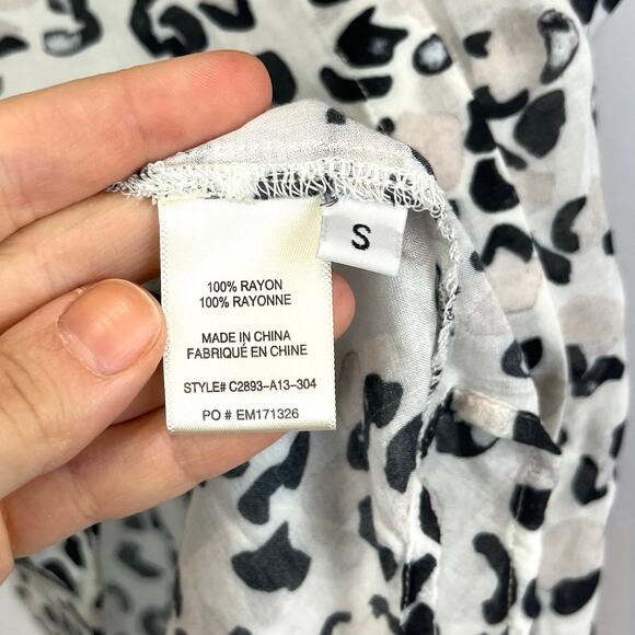 CLOTH & STONE Anthropologie Animal Print High Low Button Up Shirt White Gray S - Picture 8 of 10